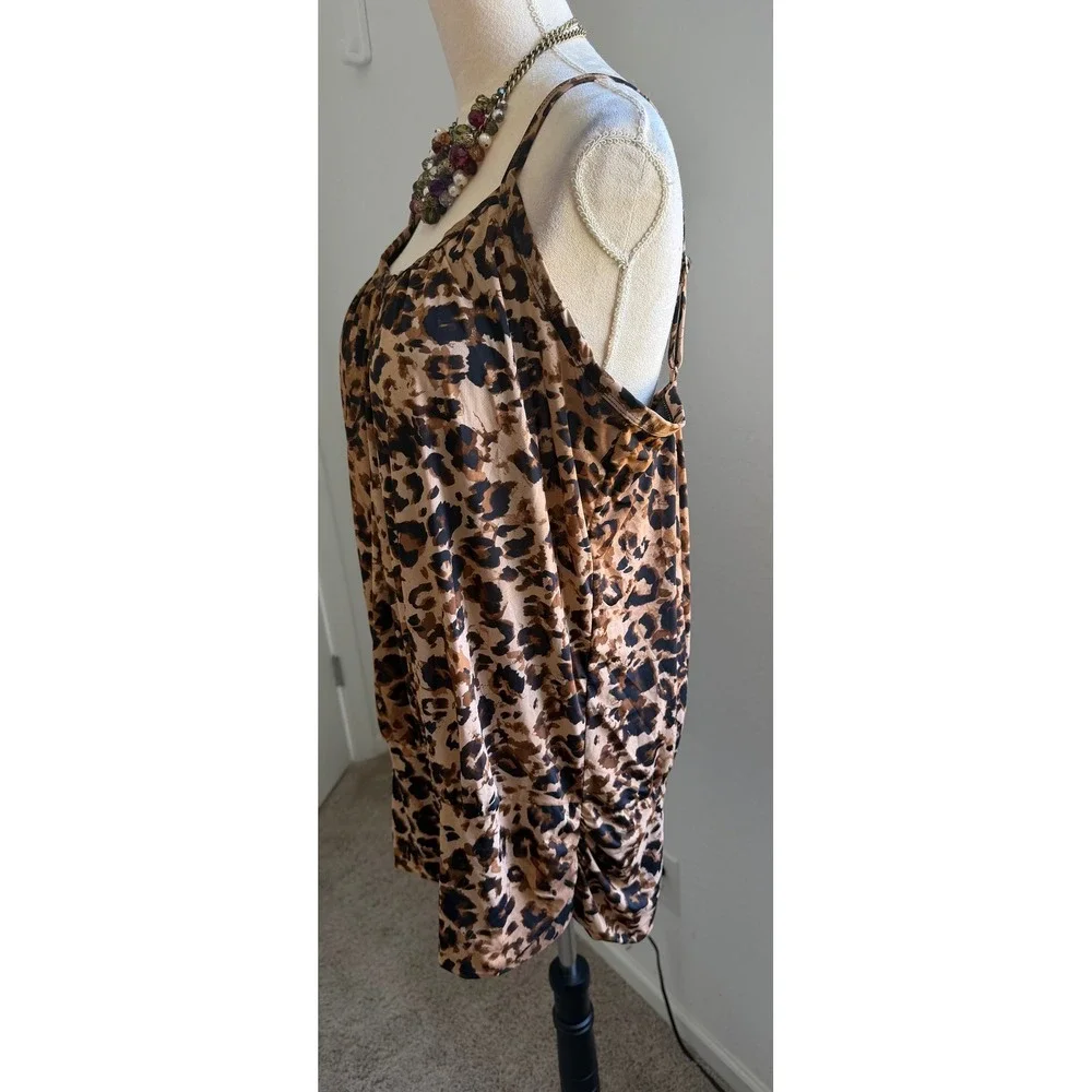 Swimsuits For All Leopard Print Brown Animal Print Bra Tapered Hem Swim Top 18